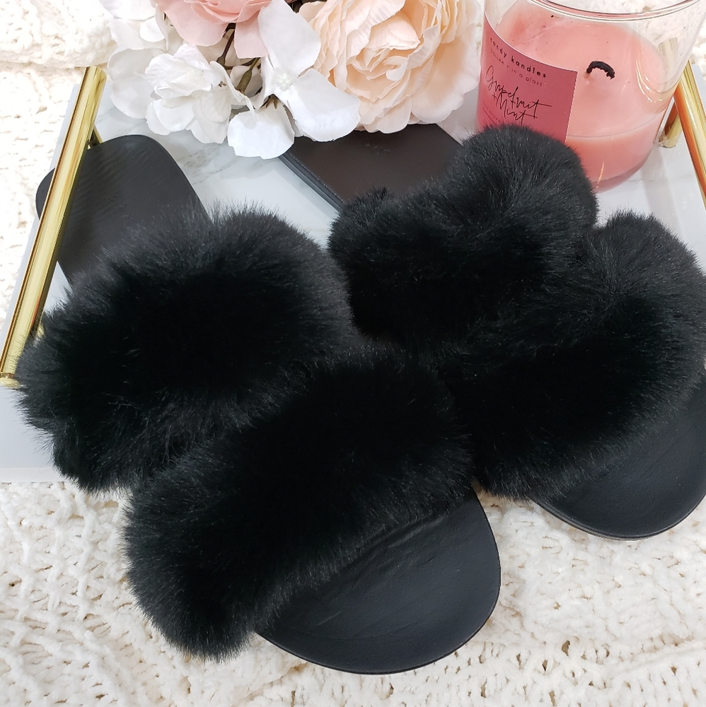 Fuzzy fur slippers